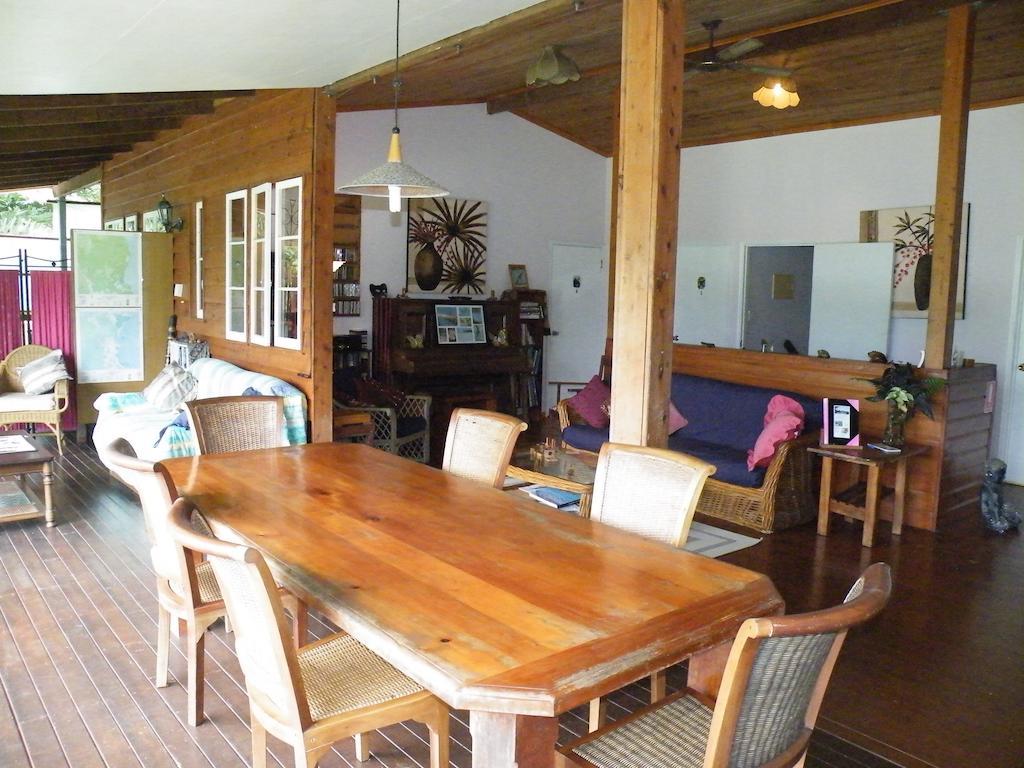 Epiphyte B & B Cow Bay Екстериор снимка